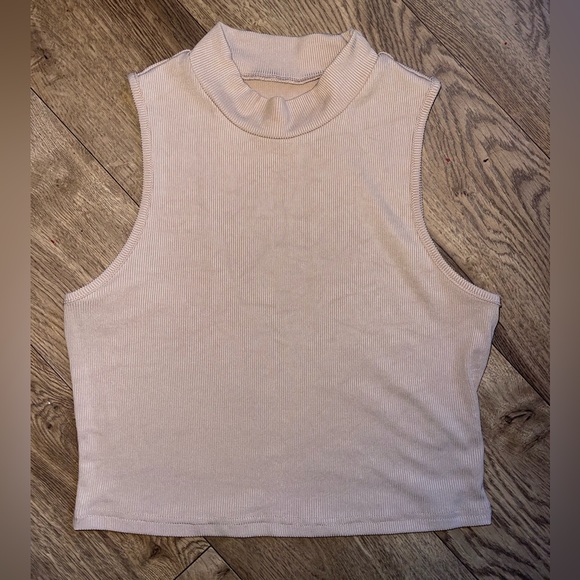 Top - Picture 1 of 1